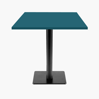 photo 1 tables carrées 70x70cm pied noir - bleu prusse - lot de 4 tables